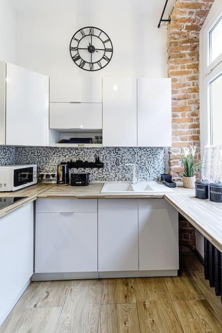 Rzeznicza 24 Apartment วรอตซวาฟ ภายนอก รูปภาพ