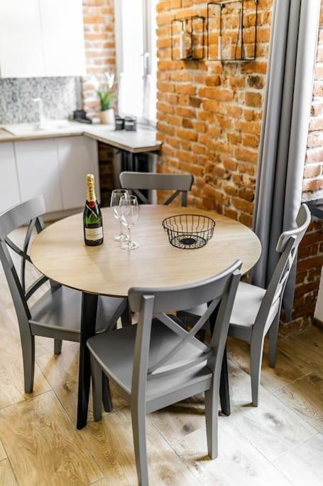 Rzeznicza 24 Apartment วรอตซวาฟ ภายนอก รูปภาพ