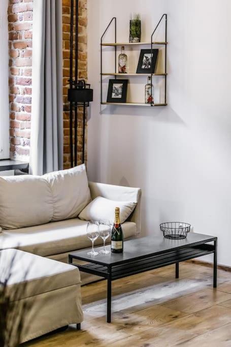 Rzeznicza 24 Apartment วรอตซวาฟ ภายนอก รูปภาพ